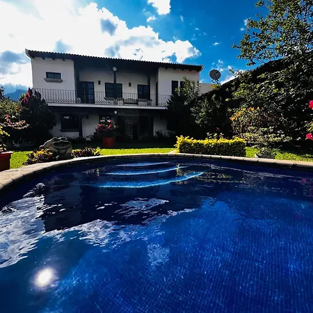 Azvlik Villa